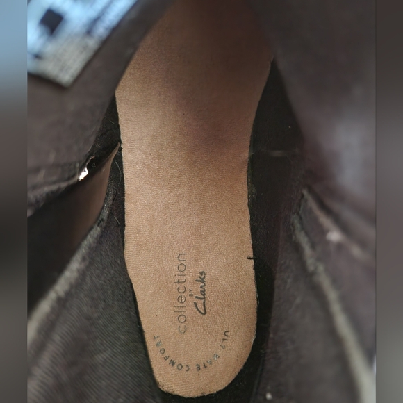 Clarks Black Suede Ankle Booties - Picture 5 of 6